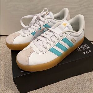 Adidas VL Court 3.0 sneakers
